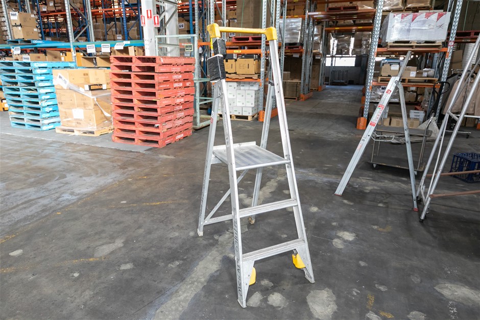 Bailey Alloy Platform Ladder
