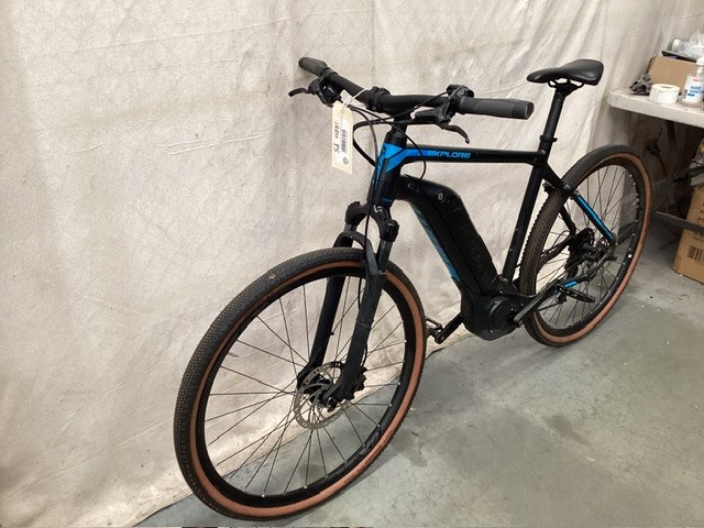 <p>Giant Peddle Assisted E-Bike </p>