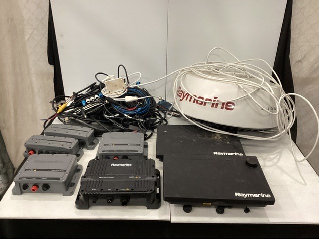 <p>Raymarine Boating Devices </p>