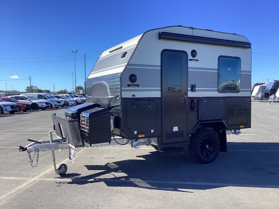 QLD - 2024 Ozstar Single Axle 11ft Caravan