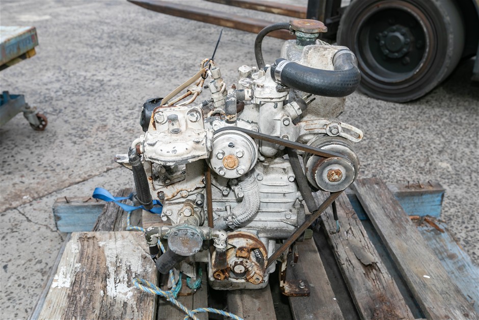 <B>Sea Wasp Twin Cylinder Marine Motor</B>