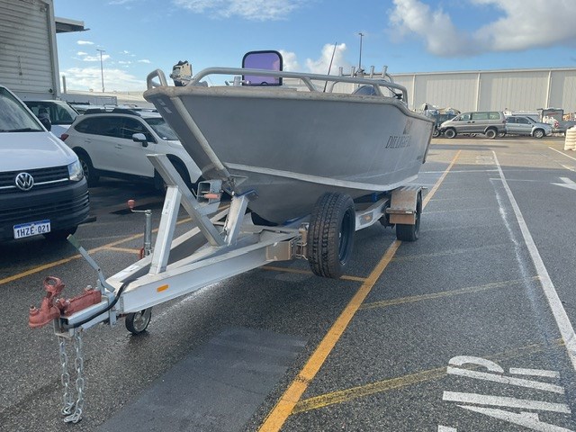 Genesis Craft 400xl Power Boat on Trailer