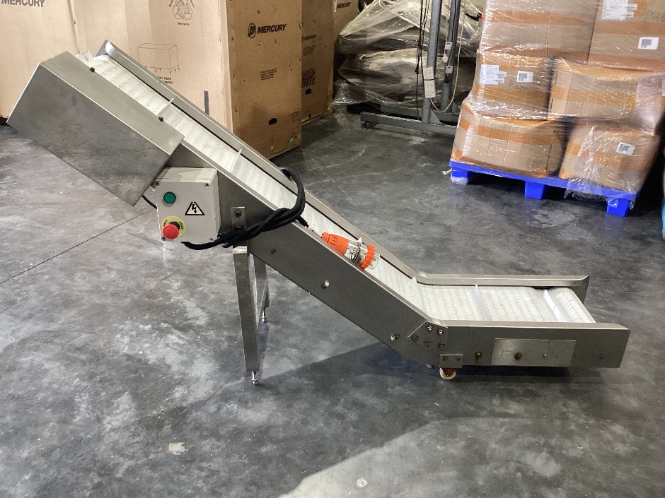 <p>Unknown Model Conveyor Belt</p>