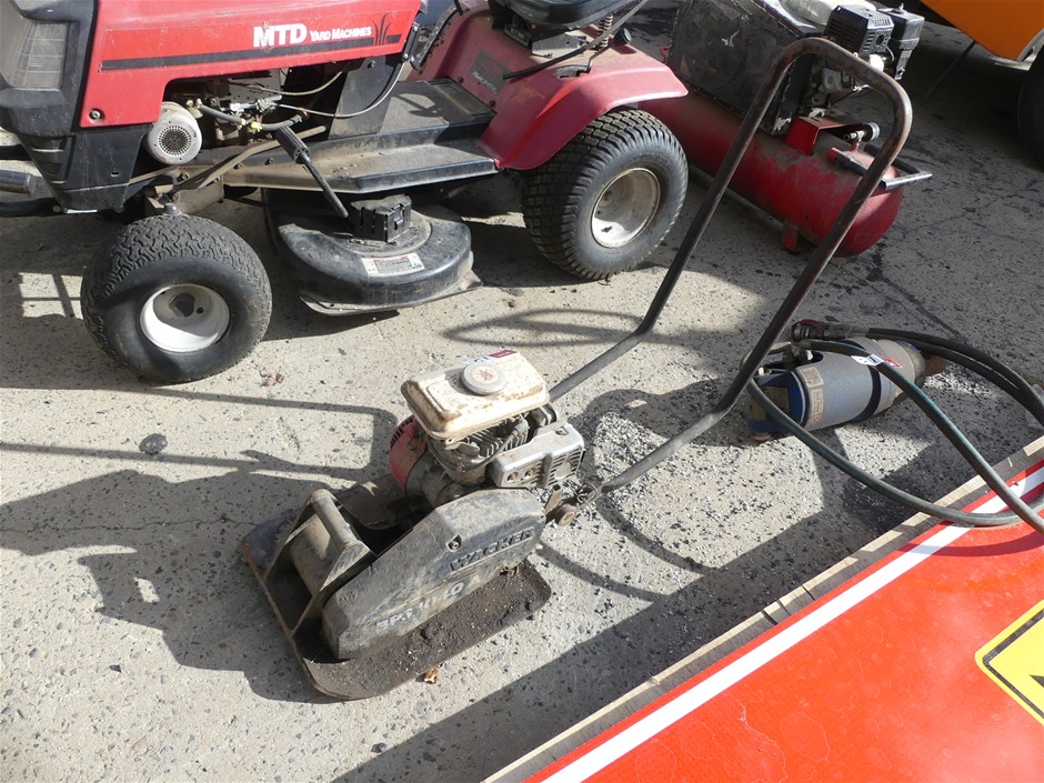 Wacker Plate Compactor (Petrol Powered)