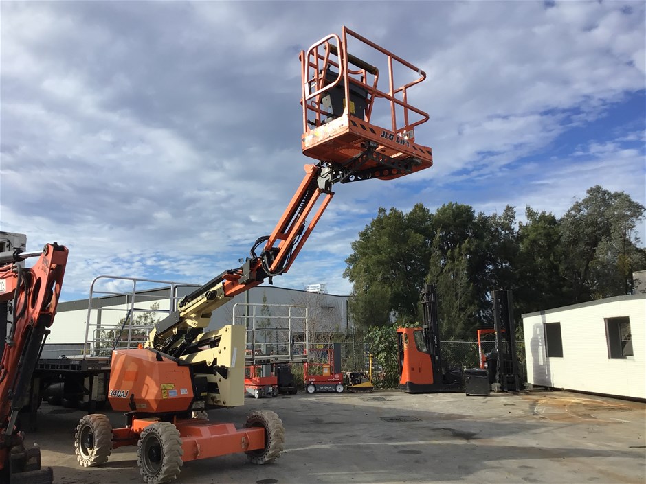 <p>2017 JLG 340AJ Boom Lift</p>
