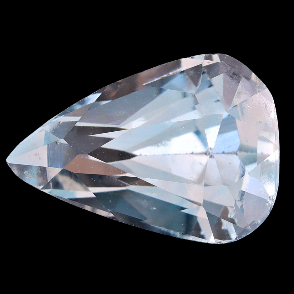 5.29 Carats Light Blue Topaz