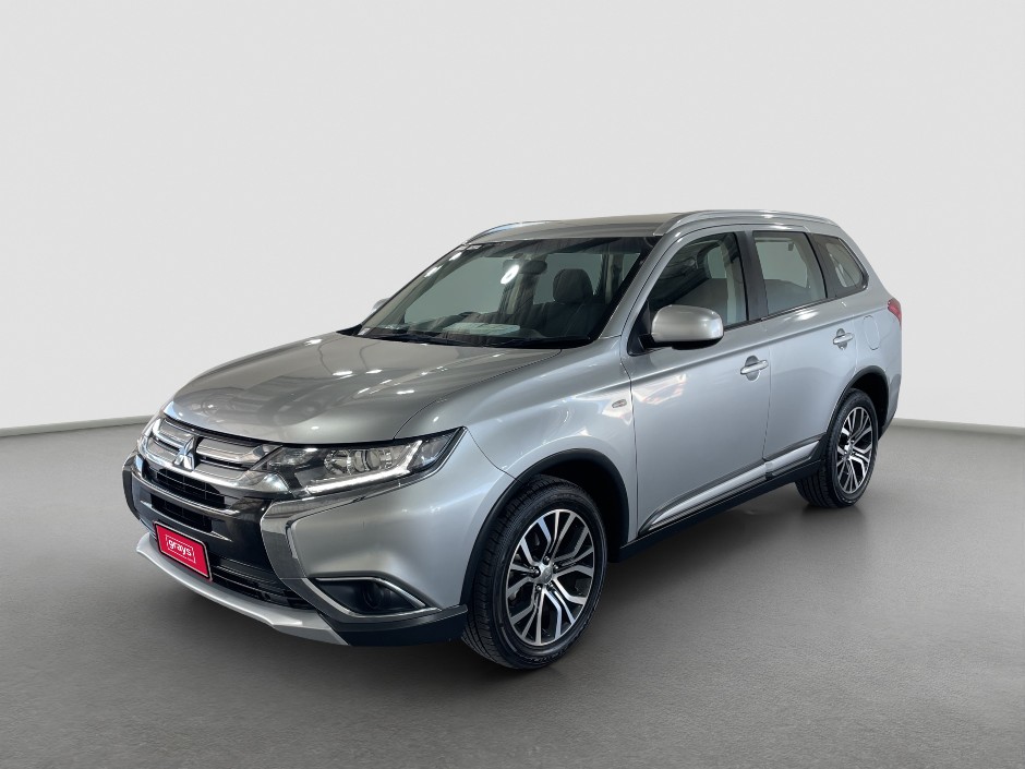 2017 Mitsubishi Outlander ES Petrol