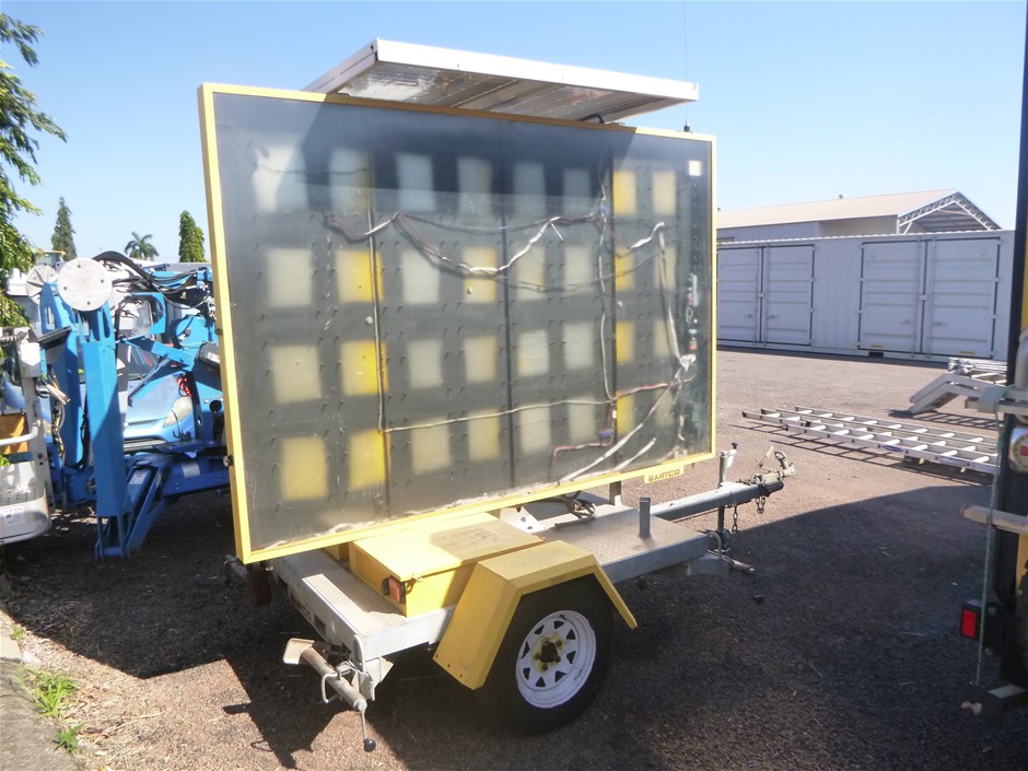 <p>Bartco Sign Board Tailer</p>