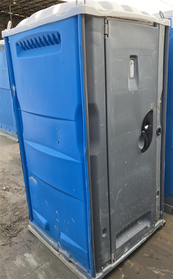 Portable Toilet - Fresh Water Flush - Glendenning