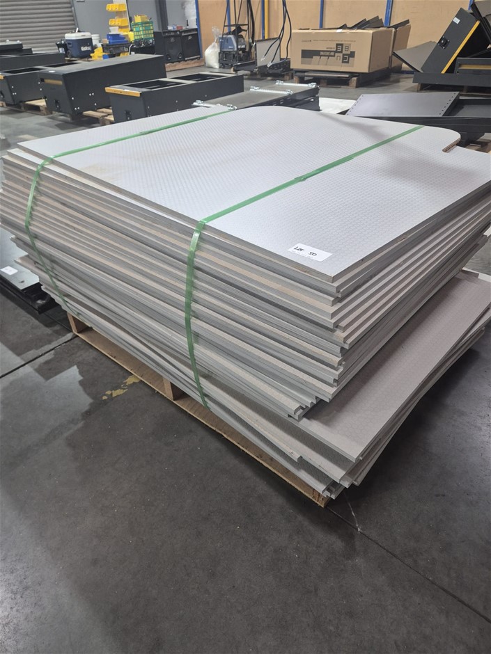 40 Hexa Plywood Van Flooring Offcuts