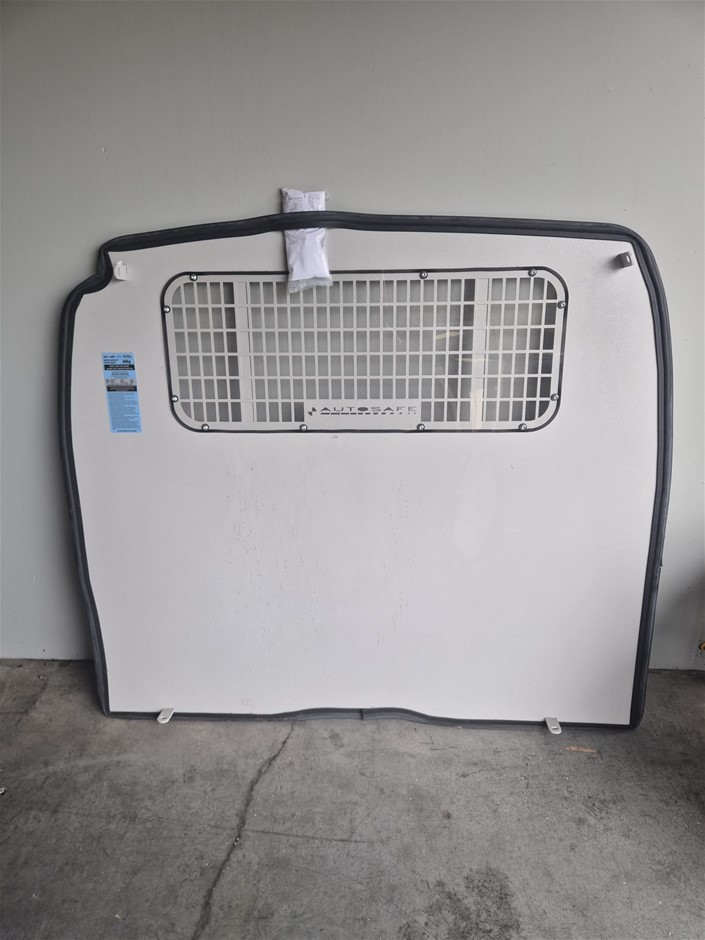 1 Hiace Vapour Partition Part Number SPTHL05