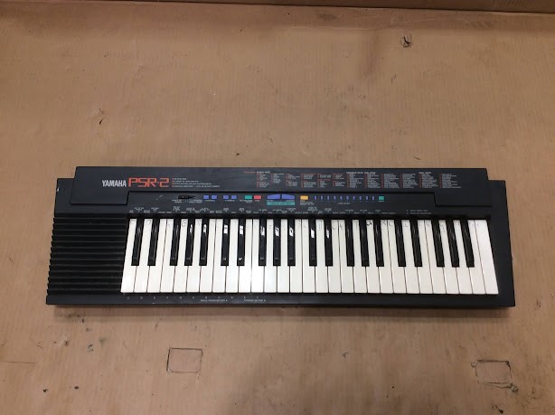 Yamaha PSR-2 Portable Keyboard