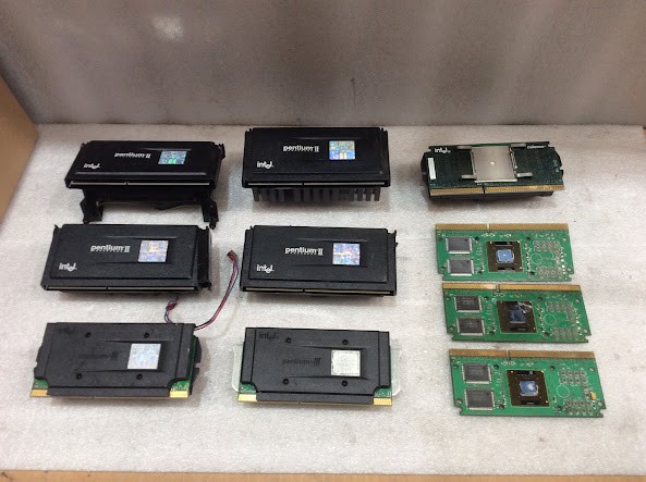 Intel Pentium II/Pentium III&Intel Celeron Processor and Mixed Brand and Mo