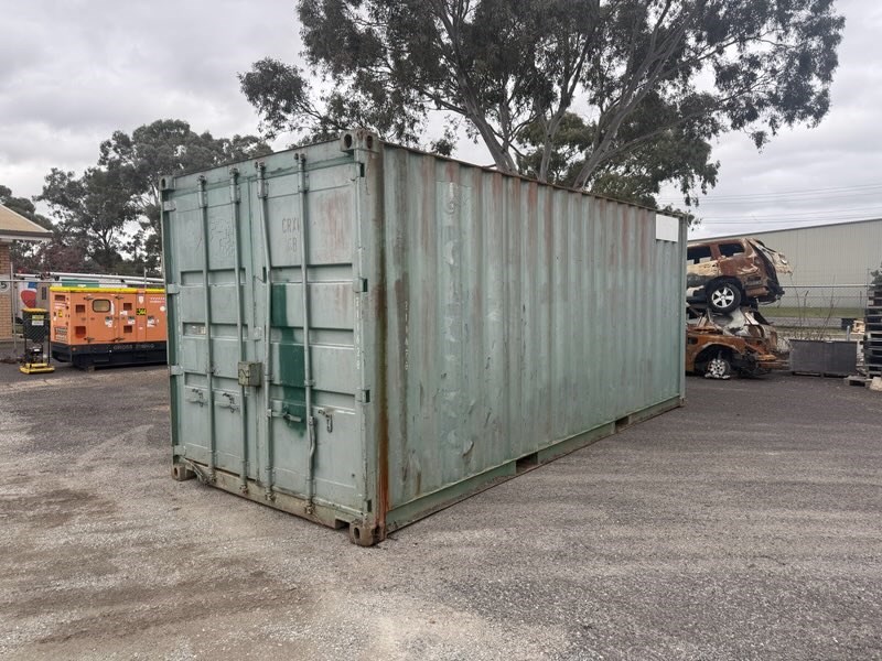 <p>PLUMBERS BOX 6M Shipping Container</p>