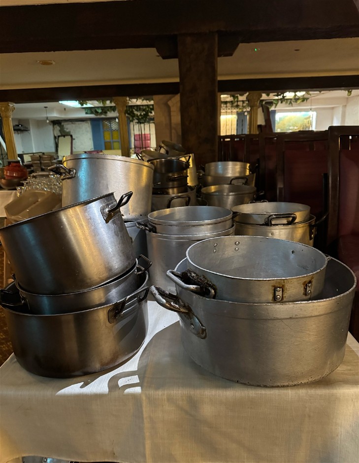 <B>Kitchen Pots</B>