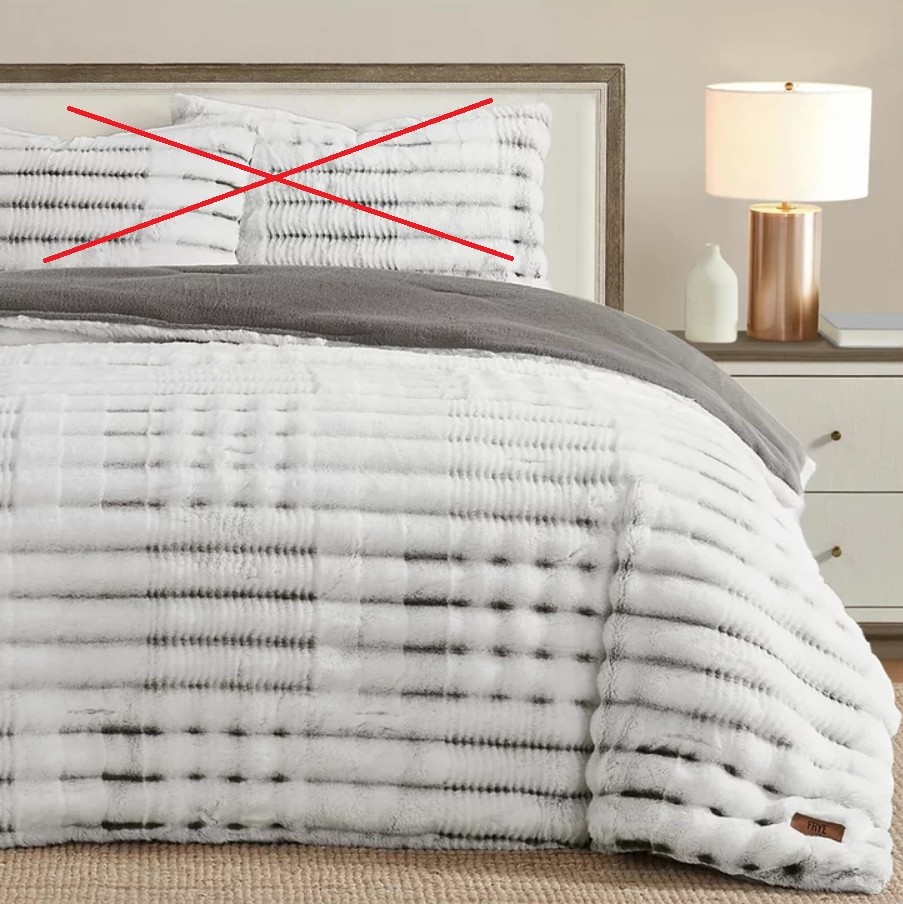 FRYE CHANNEL 3-Piece Comforter Set, King, Grey. N.B: 2 x pillowcases are mi