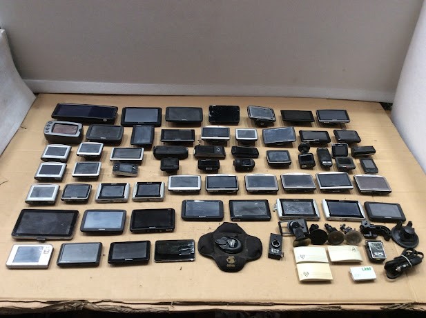 Garmin/TomTom Mixed Brand and Model GPS Navigation Devices