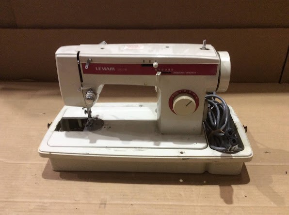 Lemair 207E Sewing Machine