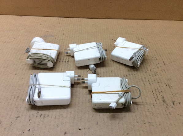 Apple Mixed Model Power Adapter (Lot of 5)