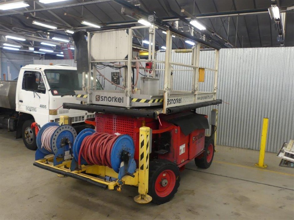 2015 SNORKEL S2770RT V4 Scissor Lift