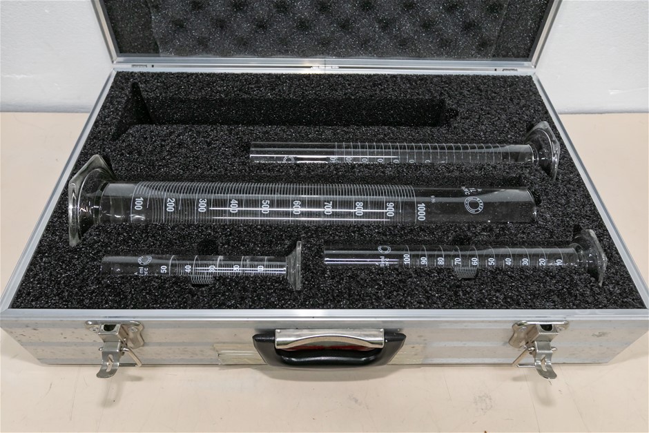 Measuring Cylinder Set 50, 100, 250ml and 1L A Grade Glass with Carry Case