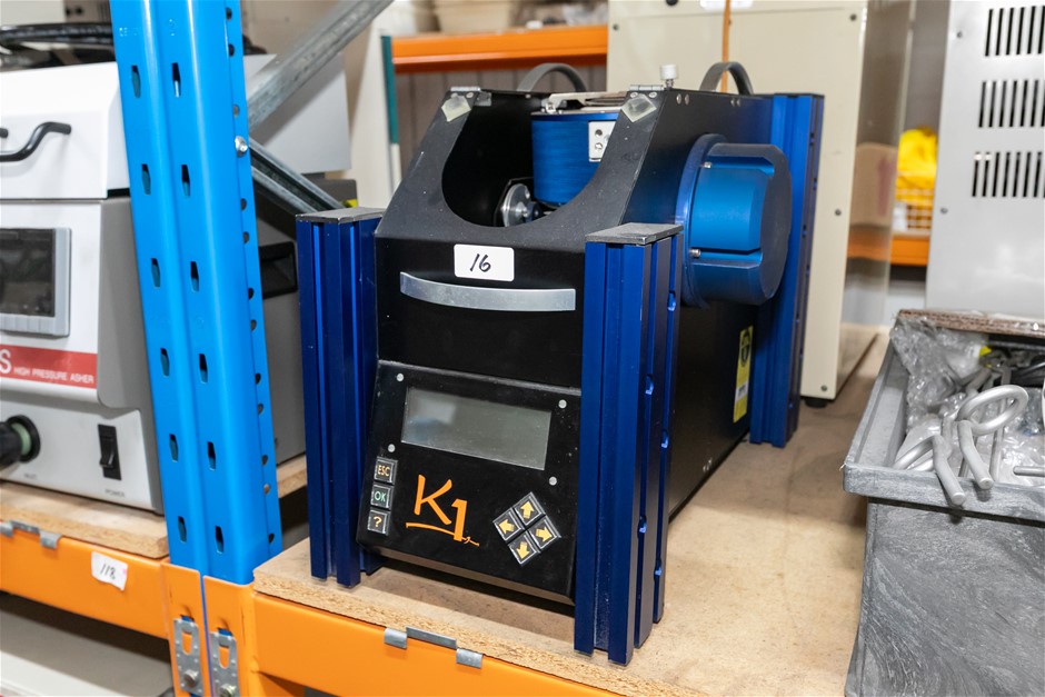 Automatic Fluxer for Fusion Preparation of Inorganic Samples