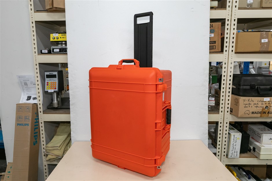 Pelican Extra-Large Weather Sealed Carry Case 600W x 460D x 250H