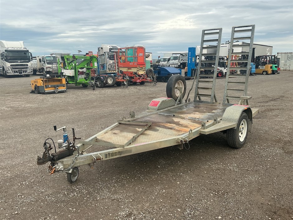 <p>2019 Titan Plant Trailer </p>