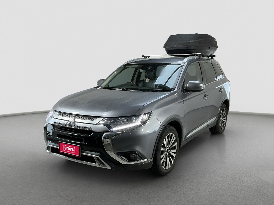 2018 Mitsubishi Outlander LS Petrol