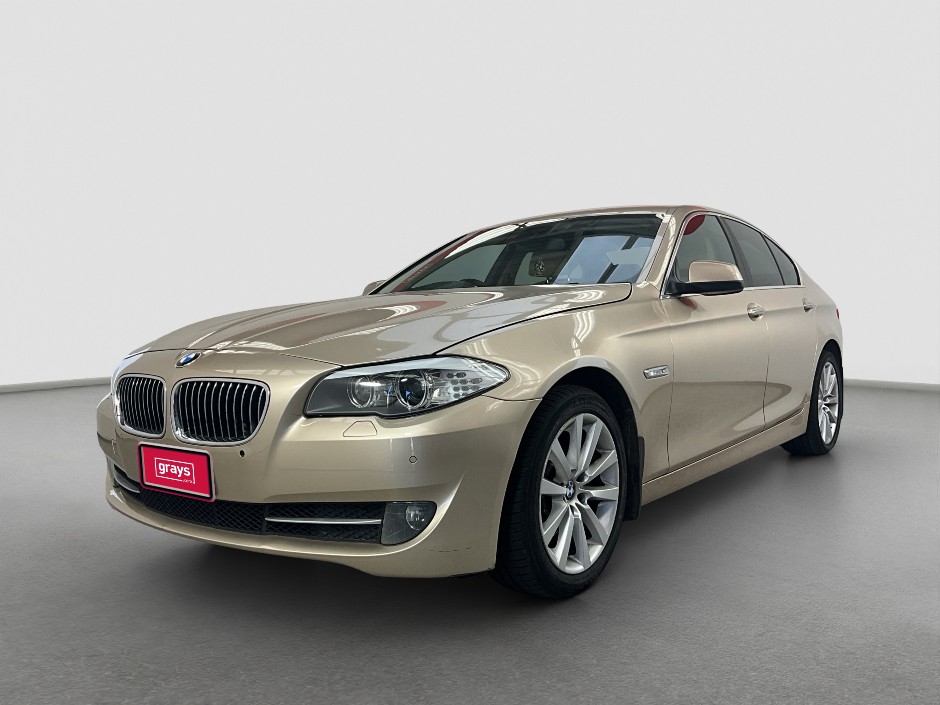 2010 BMW 528i  Petrol