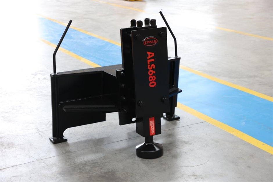 0007-5063095 · Unused 2026 LYALS ALS680 Skid Steer Post Driver