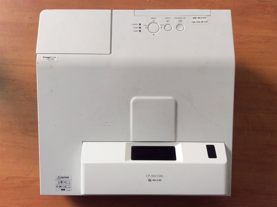 Hitachi CP-AW3506 LCD Projector