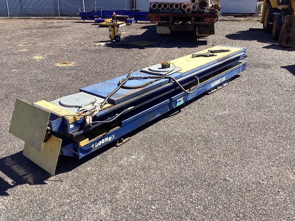 Unreserved Summit ST8240 Scissor Lift