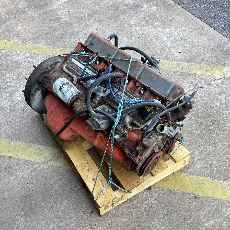 <p>202 Holden Red Motor</p>