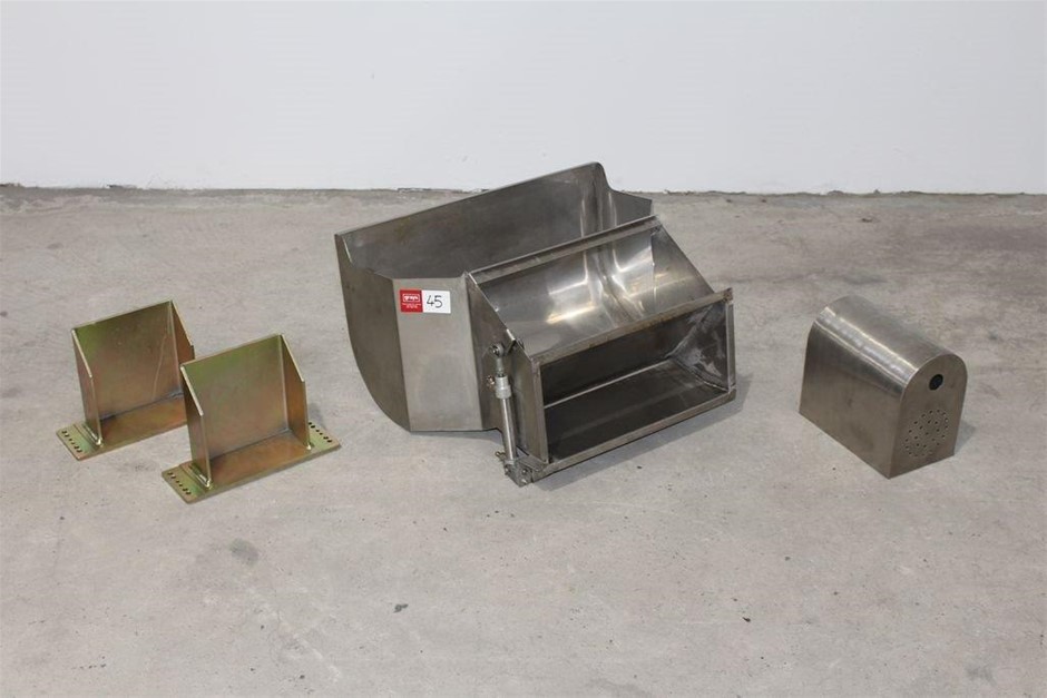 Stainless Steel Feeding Hopper with Miscellaneous Items