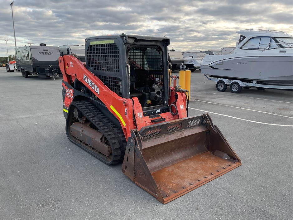 Kubota SVL75 Skid Steer Loader (Track)