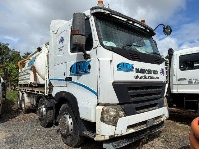 2018 Diamond Reo 8x4 Vacuum Truck with Jurup Blower & Engine Parts