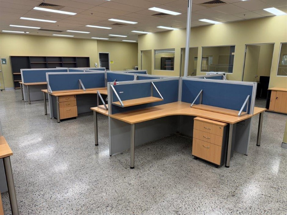 12 Station Office Work Module Center
