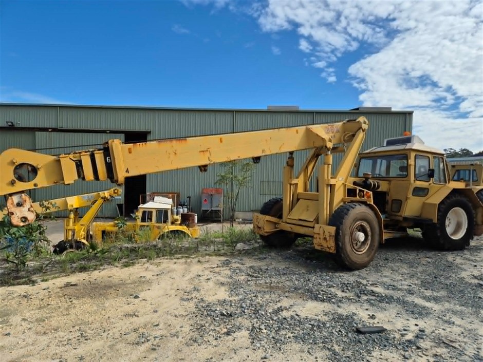 Linmac BHB8-10 Yard Crane