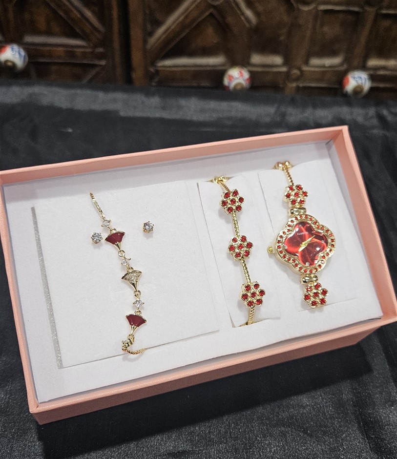 4-Piece Jewellery Set.Watch,Two Bracelet & Earrings(Gift Box Included)