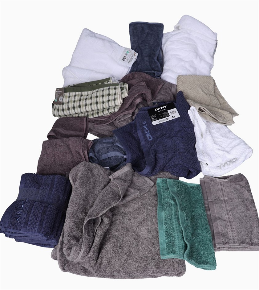 30 x Assorted Hand/Bath Towels, inc. PURELY INDULGENT & SIGNATURE, And More