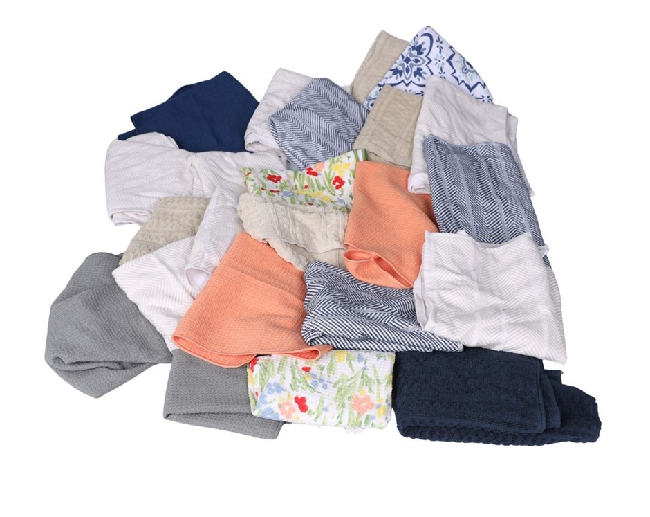 22 x Assorted Kitchen Hand Towels, Incl: KITCHENAID & TOWN AND COUNTRY LIVI