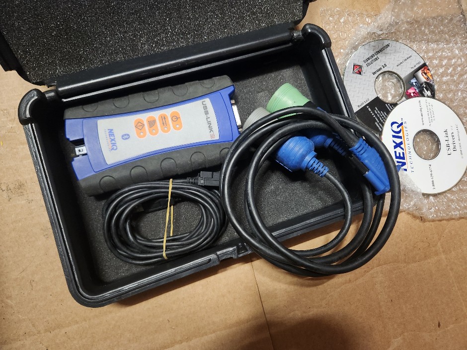 <p>NEXIQ USB Link 2 Communication Adapter</p>