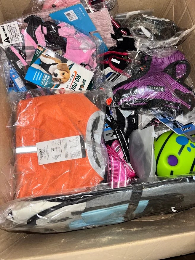 1 BOX of Approximately 50pcs Pet Essentials. Pet Collar, Pet Clothes, Pet L