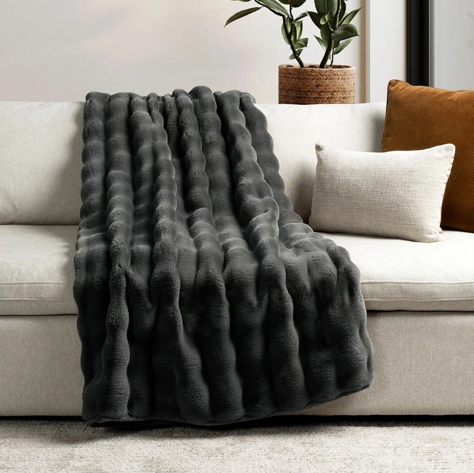 HOUSE & HOME Bubble Faux Fur Blanket Throw, 152 x 177cm, Dark Grey.  NB: No