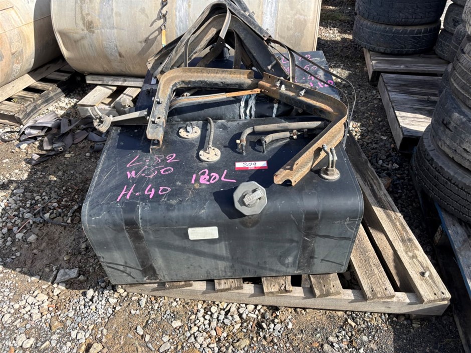 2 x Diesel Fuel Tanks (Suit Rigid Truck)