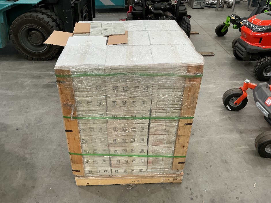 1 x Pallet Light Grey Stripe tiles