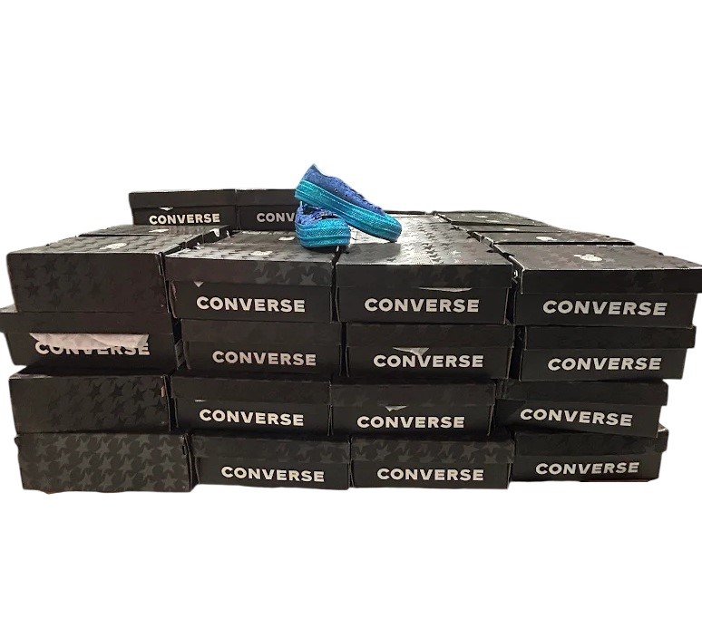100 x CONVERSE Women's Miley Cyrus X Chuck Taylor All Star Lift Low Shoes -
