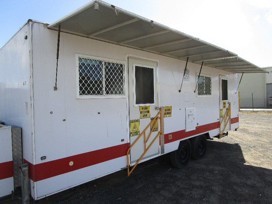 QLD TOWNSVILLE - 2007 Traymark Mobile Dental Office