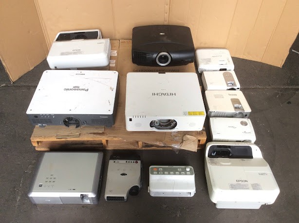 Epson EB-685W/EB-990U/EB-696Ui&Hitachi CP-WU8700W&Panasonic PT-D5700